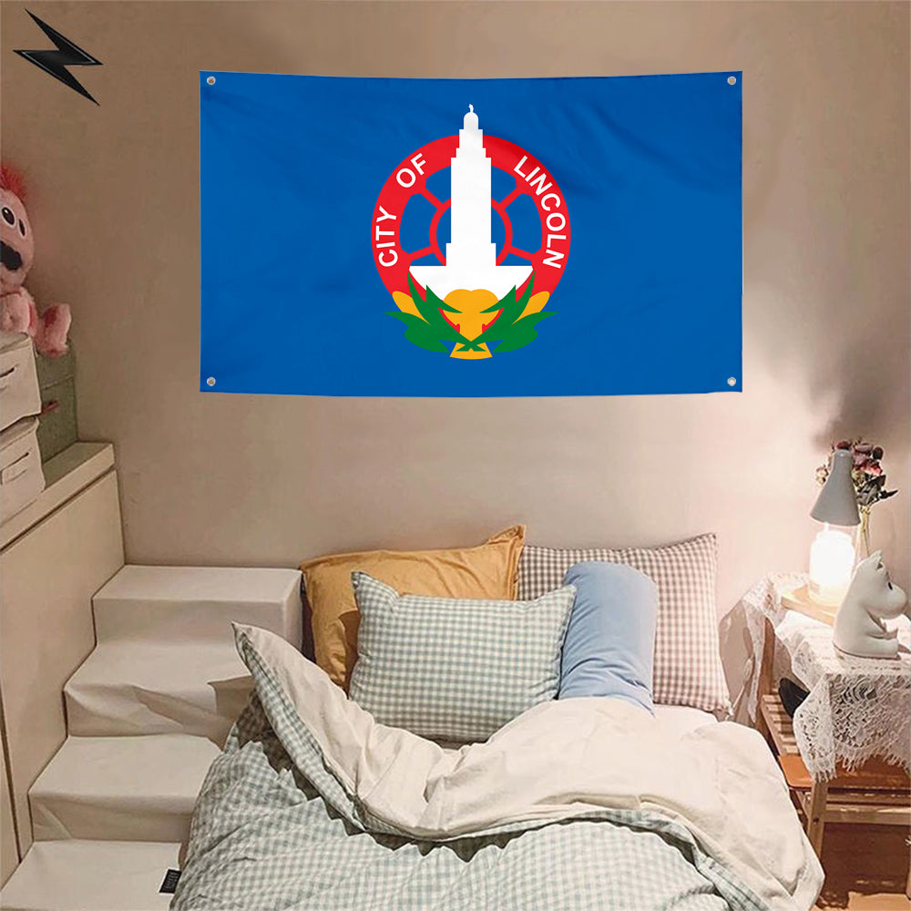 Fyon Lincoln, Nebraska (1931–2022) Flag Banner