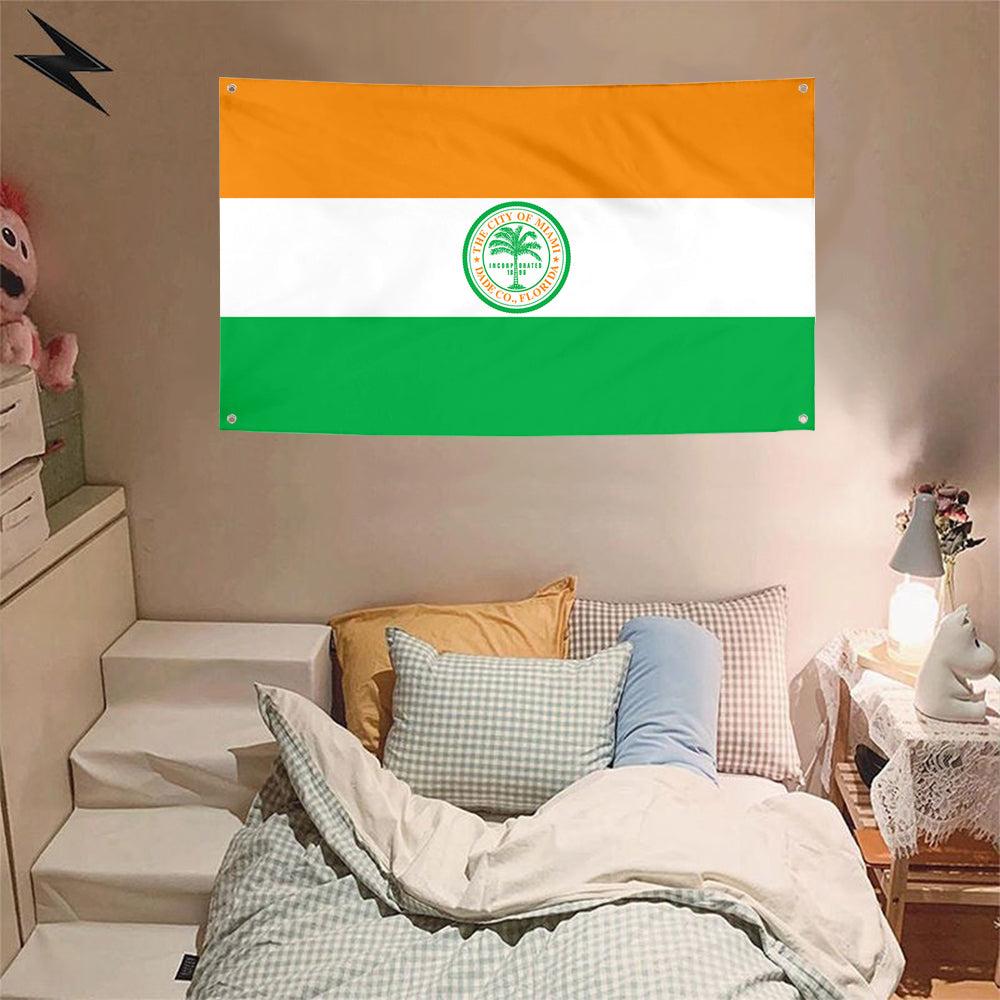 Fyon Miami, Florida Flag Banner