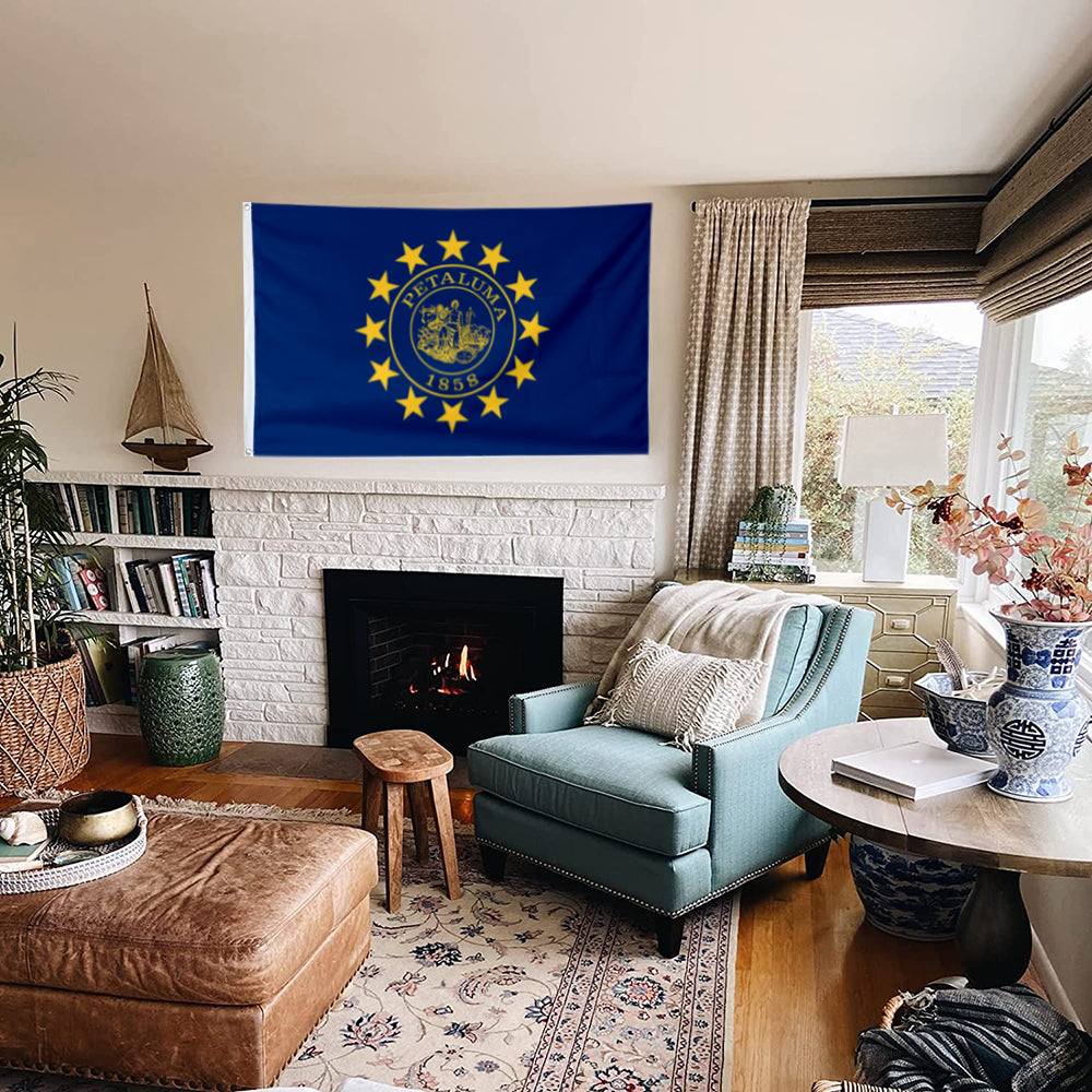 Fyon Double-sided Petaluma, California Flag Banner