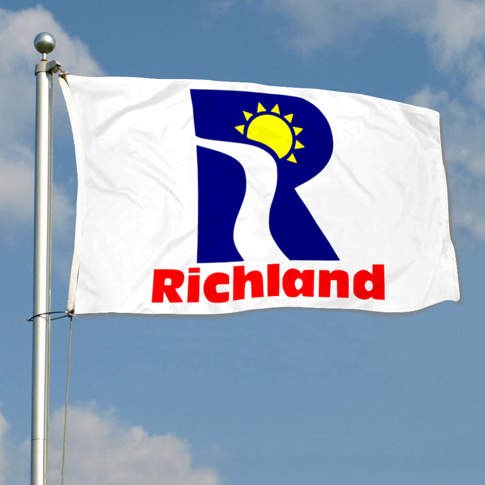 Fyon Richland, Washington Flag Banner