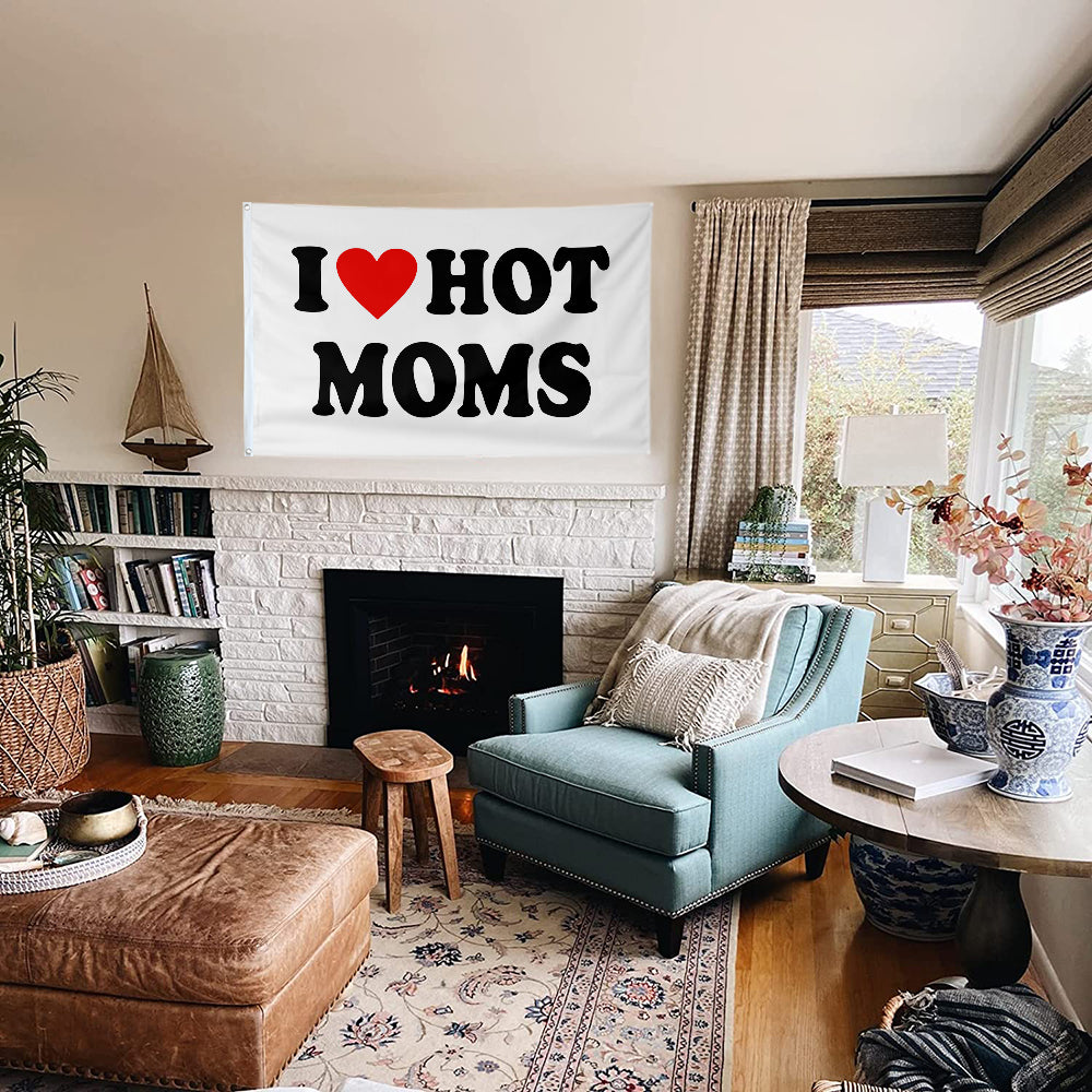 Fyon I love hot MOMS Flag Indoor and Outdoor Banner