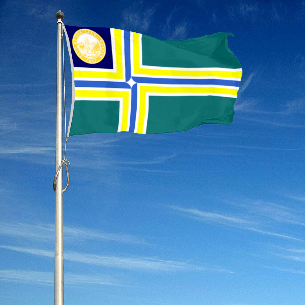 Fyon Portland, Oregon flag (1970–2002) Banner