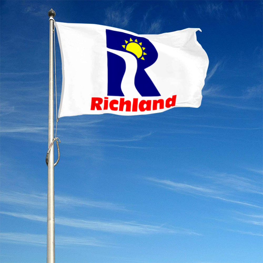 Fyon Richland, Washington flag banner