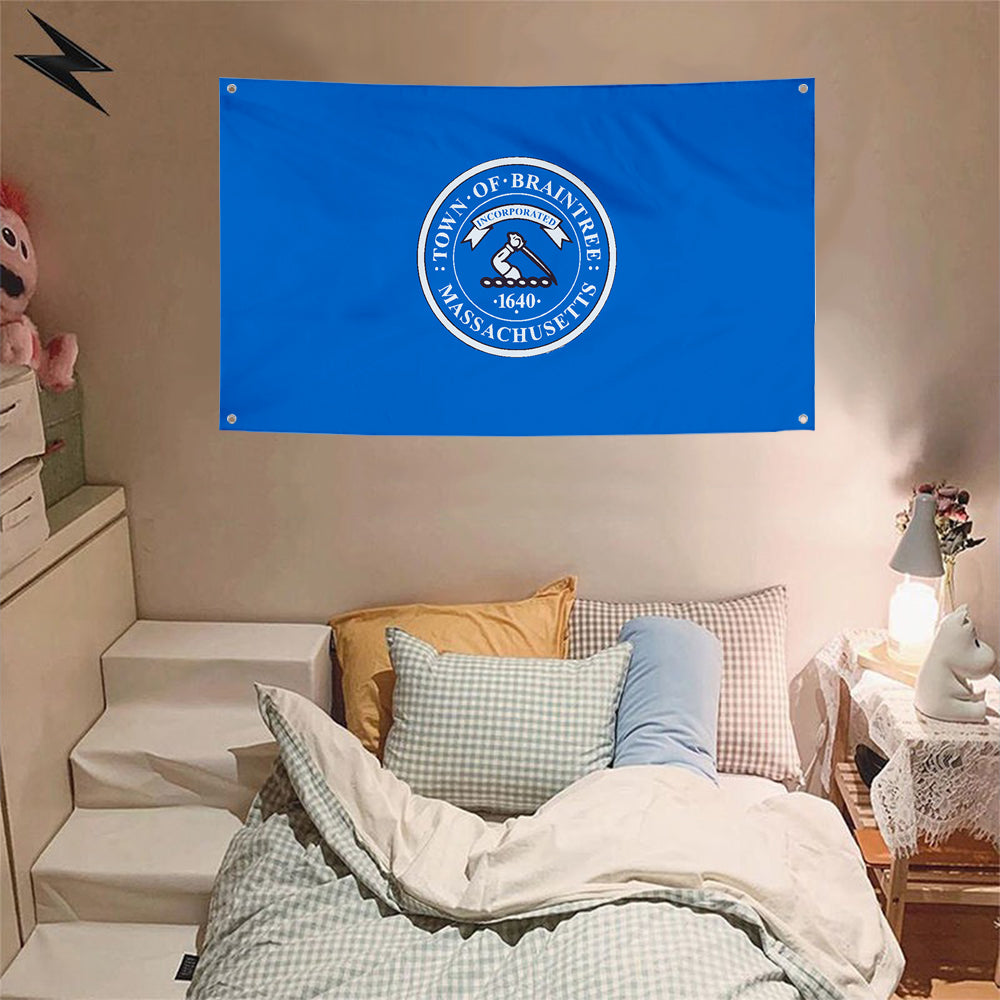 Fyon Braintree, Massachusetts Flag Banner
