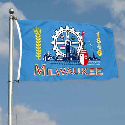 Fyon Milwaukee, Wisconsin Flag Banner