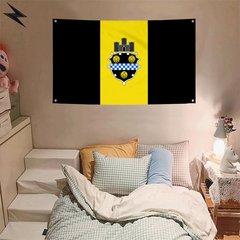 Fyon Pittsburgh, Pennsylvania Flag Banner