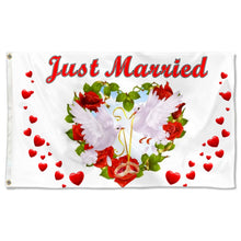 Fyon Flag Just Married with Hearts Flag Indoor and outdoor banner